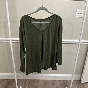 Old Navy XXL Olive Green V-Neck Women's Top